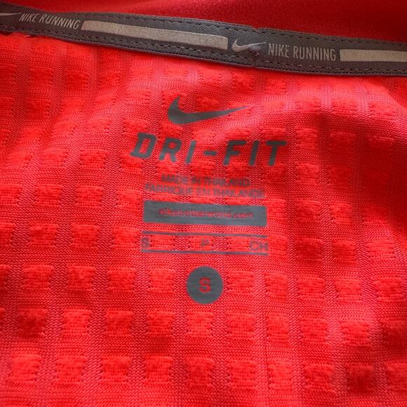 Nike Shield Full Zip 2.0 Running Jacket Dri-FIT High Neck Red Womens Size S - Picture 8 of 14